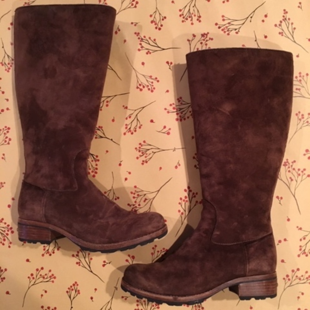 UGG brown suede tall riding boot. Lug sole.